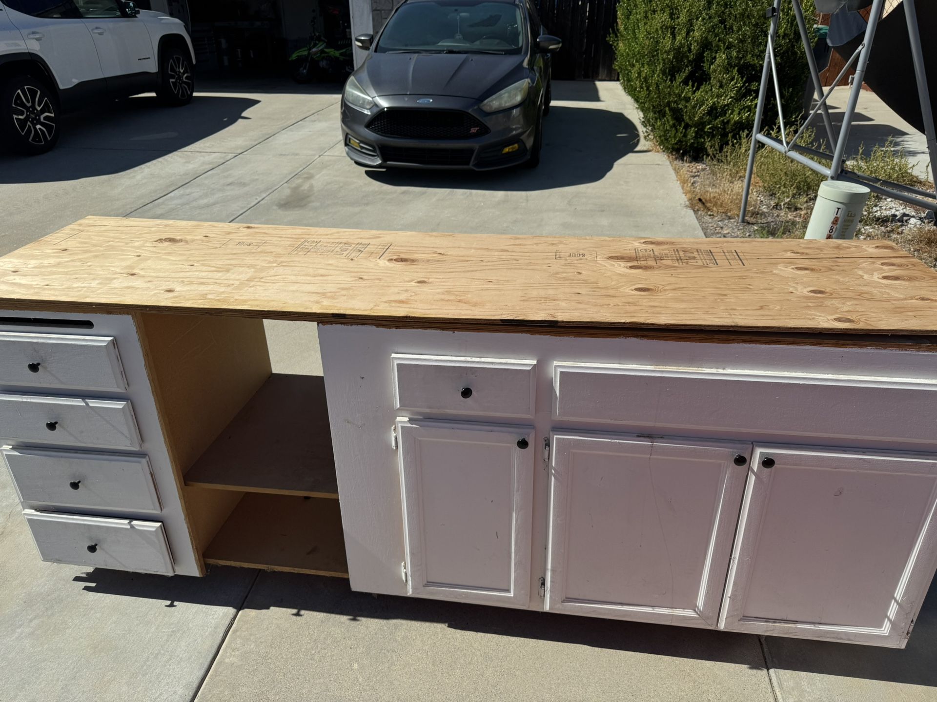 Free Work Bench For Garage