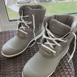 Beautiful Ankle Boots By Sperry