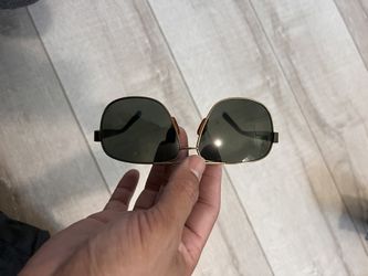 GLASSES CALVIN KLEIN $10