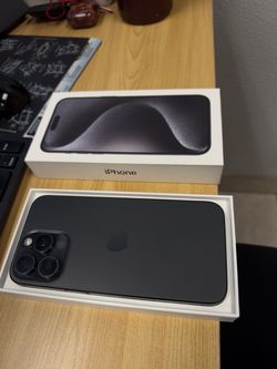 UNLOCKED IPHONE 15 PRO MAX 256 GB