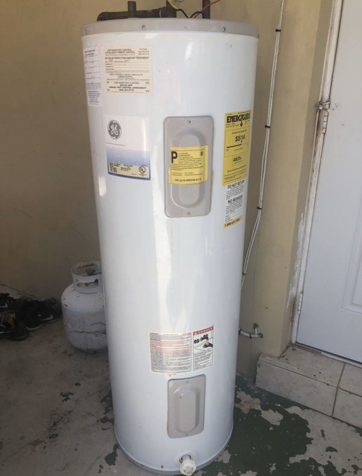 GE Electric water heater 50 gallons