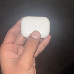 AirPods 4 