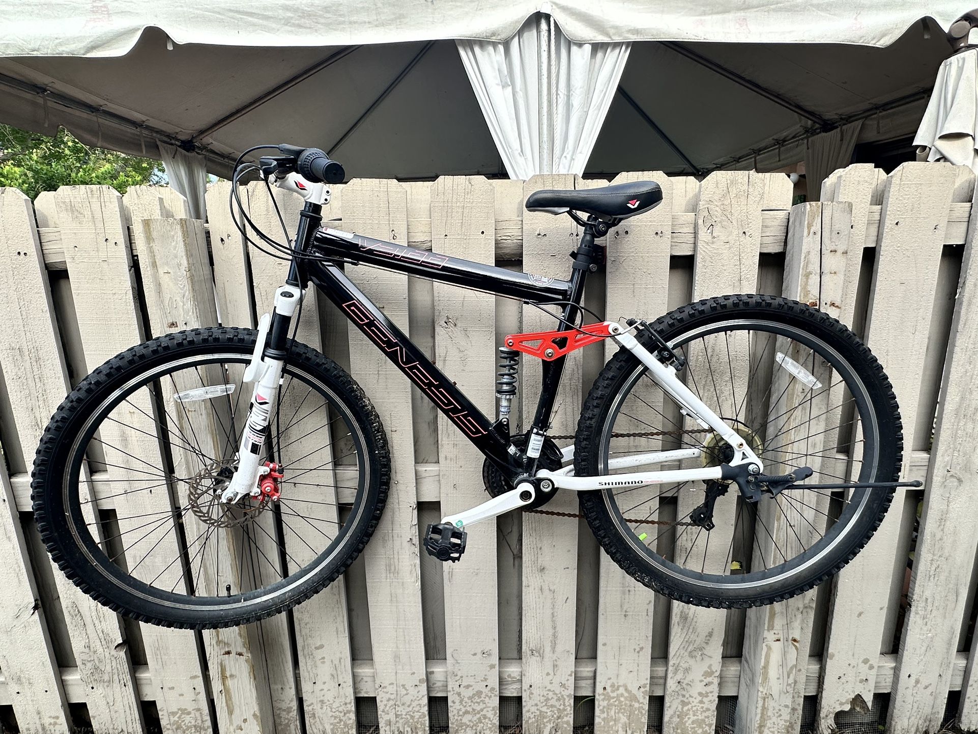 Men’s Genesis 21 Speed Mountain Bike