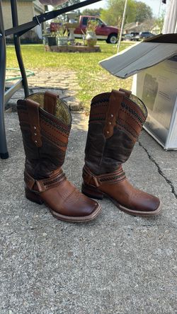 5.5 cowgirl boots