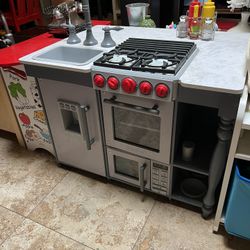 Kids Modern Play Kitchen with  Refrigerator, Microwave And Oven