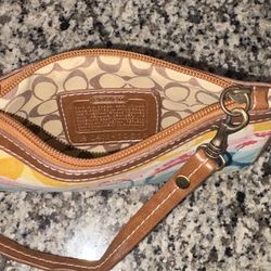 Wristlet
