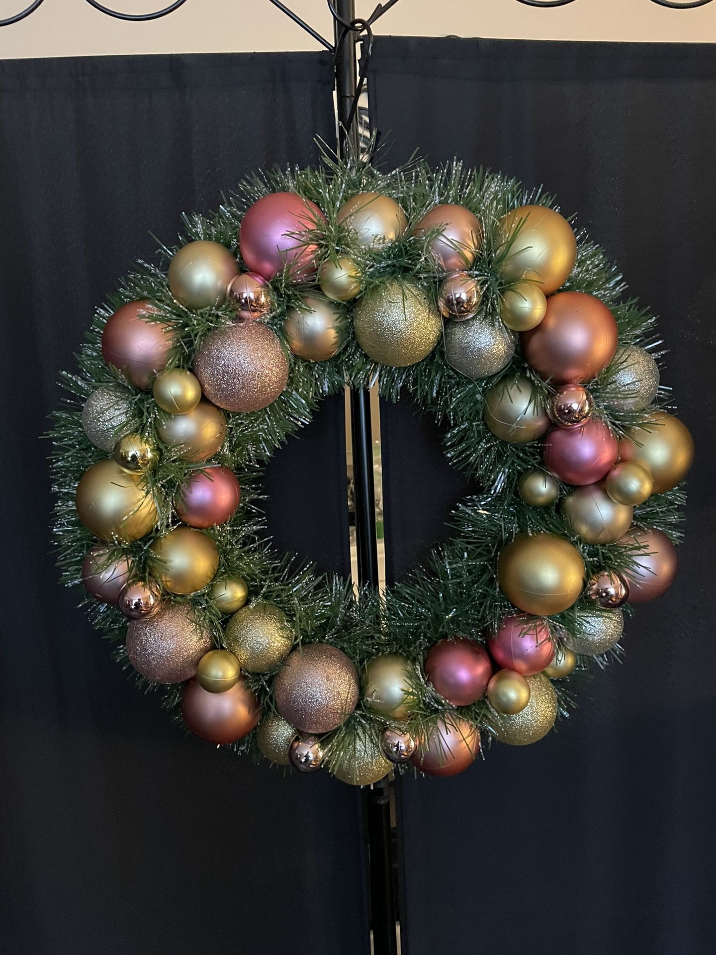 Holiday Wreath (12”)