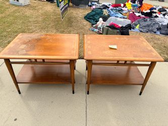 Lane Mid Century end tables pair