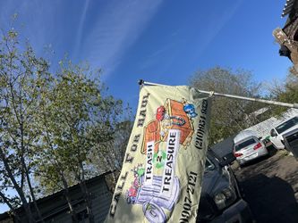 “Trash n Treasures”