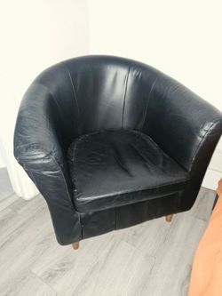FREE - Black Leather Tub Chair