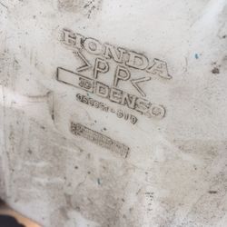 92-95 Honda Civic Windshield Washer Reservoir 