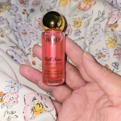 Truly lip oil