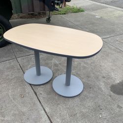 Teknion Roy & Bretton 48 x 30” Oval heavy duty commercial tables