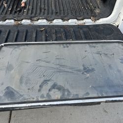 Square Back Window