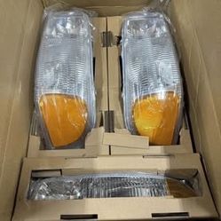 FREE 🎁 with purchase- New Chrome Amber Headlights HL-0154P-AMCH-OE