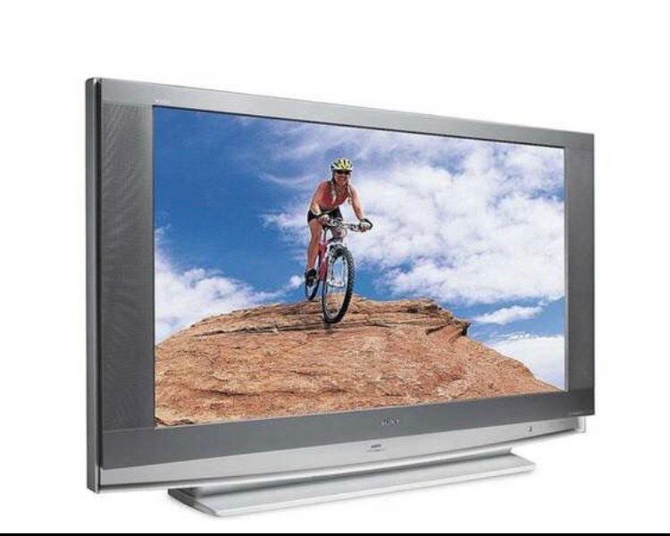 Sony 55" HD (720p) TV - Sony KDF-E55A20 with stand (LCD rear projection)