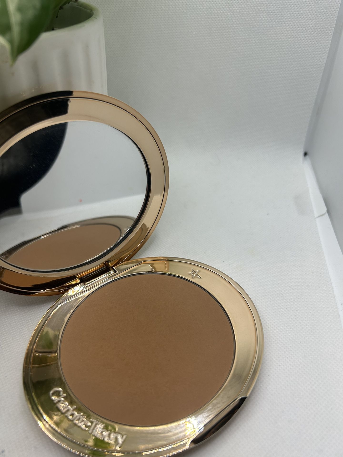 Charlotte tilbury matte bronzing filter .56oz