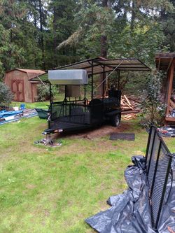 LANG BBQ/SMOKER ON A TRAILER