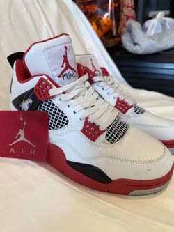 Air Jordan 4 Retro