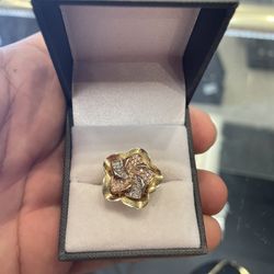 Gold Flower Ring For Sale 