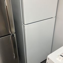 New Top Freezer Ge