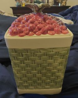 Canister
