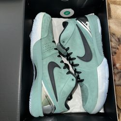 Kobe 4 Girl Dad 