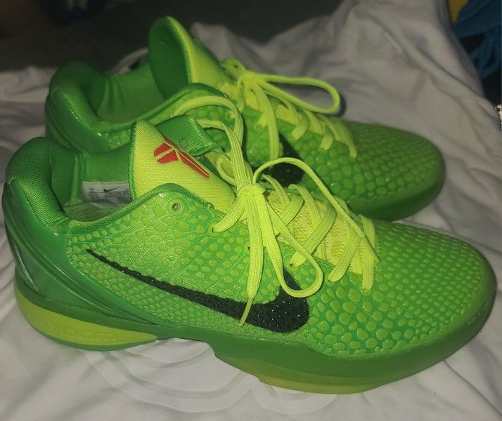 NIKE KOBE 6  PROTRO GRINCH SIZE 11 