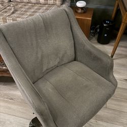 Grey Lazy Boy Desk/office Chair 