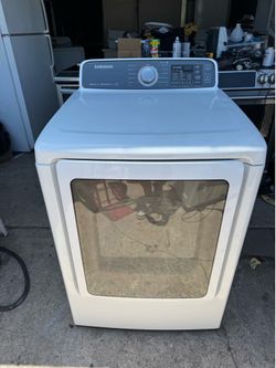 Dryer Good condition everything works fine