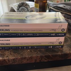 Halyard Sterling Medical Gloves