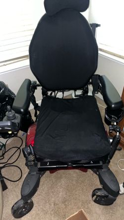 Electric wheelchair Electric wheelchair