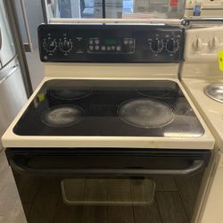 Eléctric stove used working condition