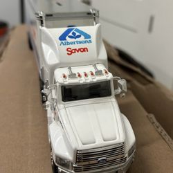 Albertson’s Collectible Truck