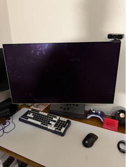 Samsung Odyssey OLED G8 32” — 4K 240Hz QD-OLED Gaming Monitor (OBO)