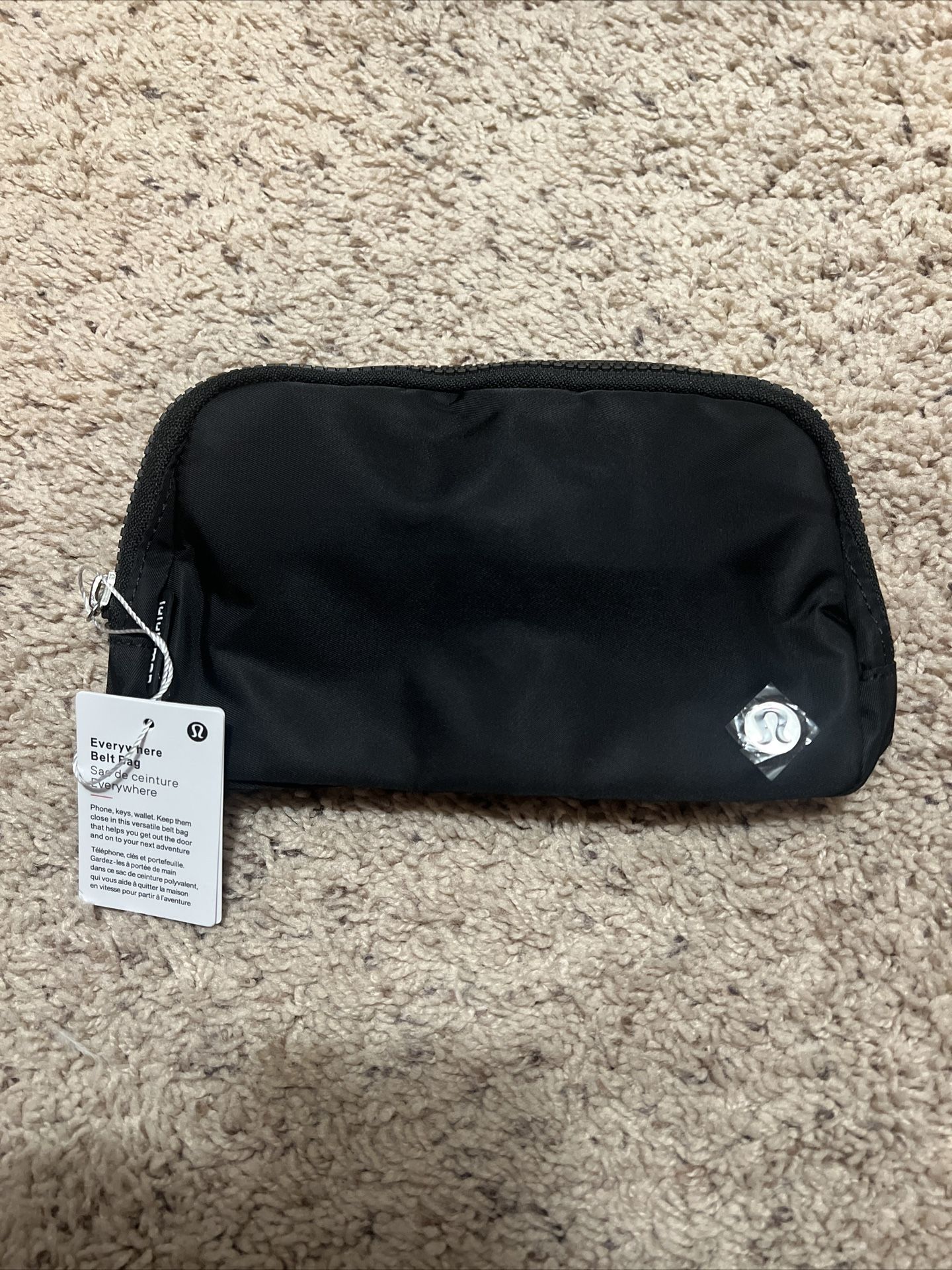 Lululemon Everywhere Belt Bag