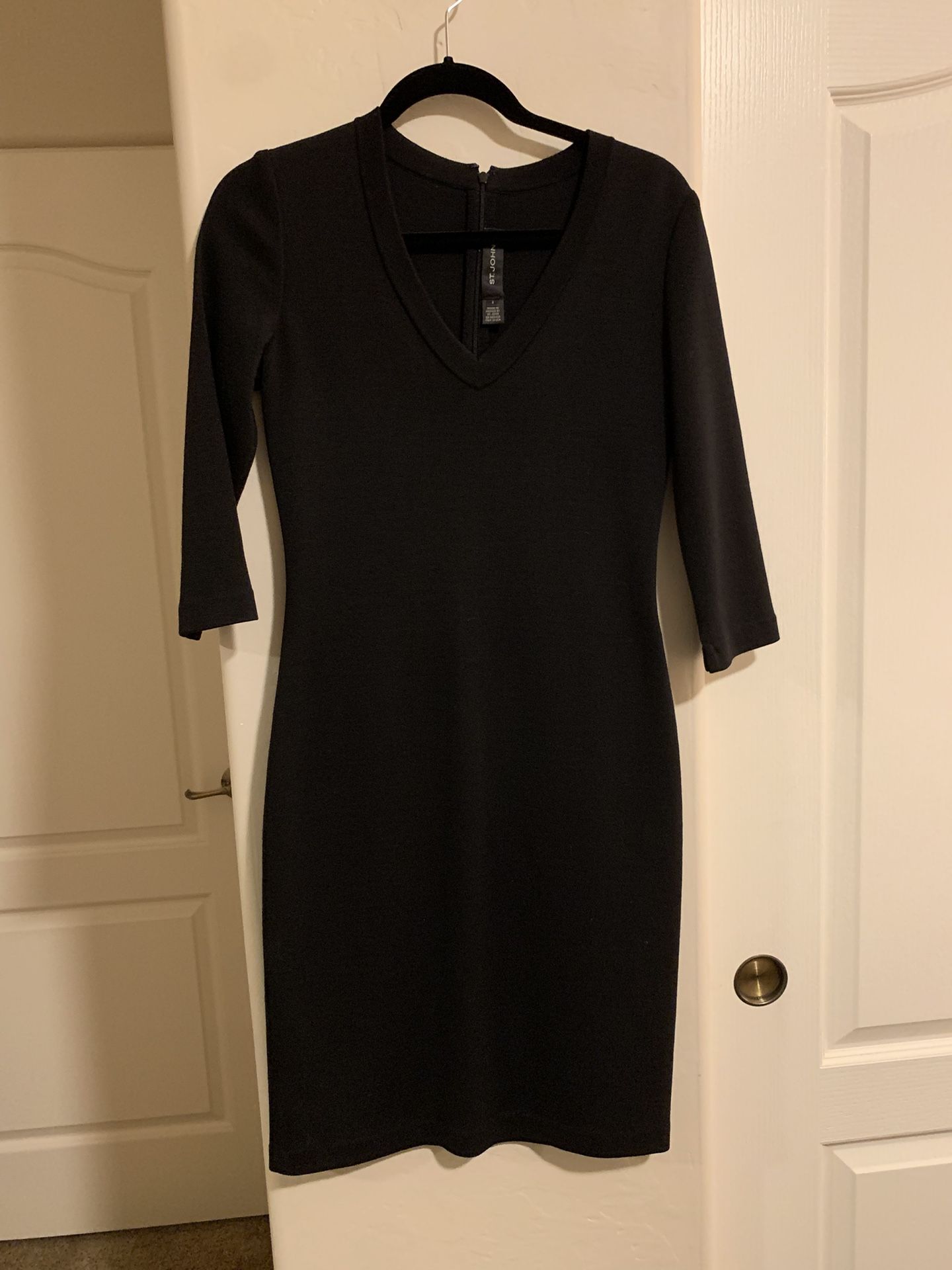 St John Knee high Dress Black Size 2