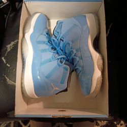 Jordan 11 Pantones Size 10