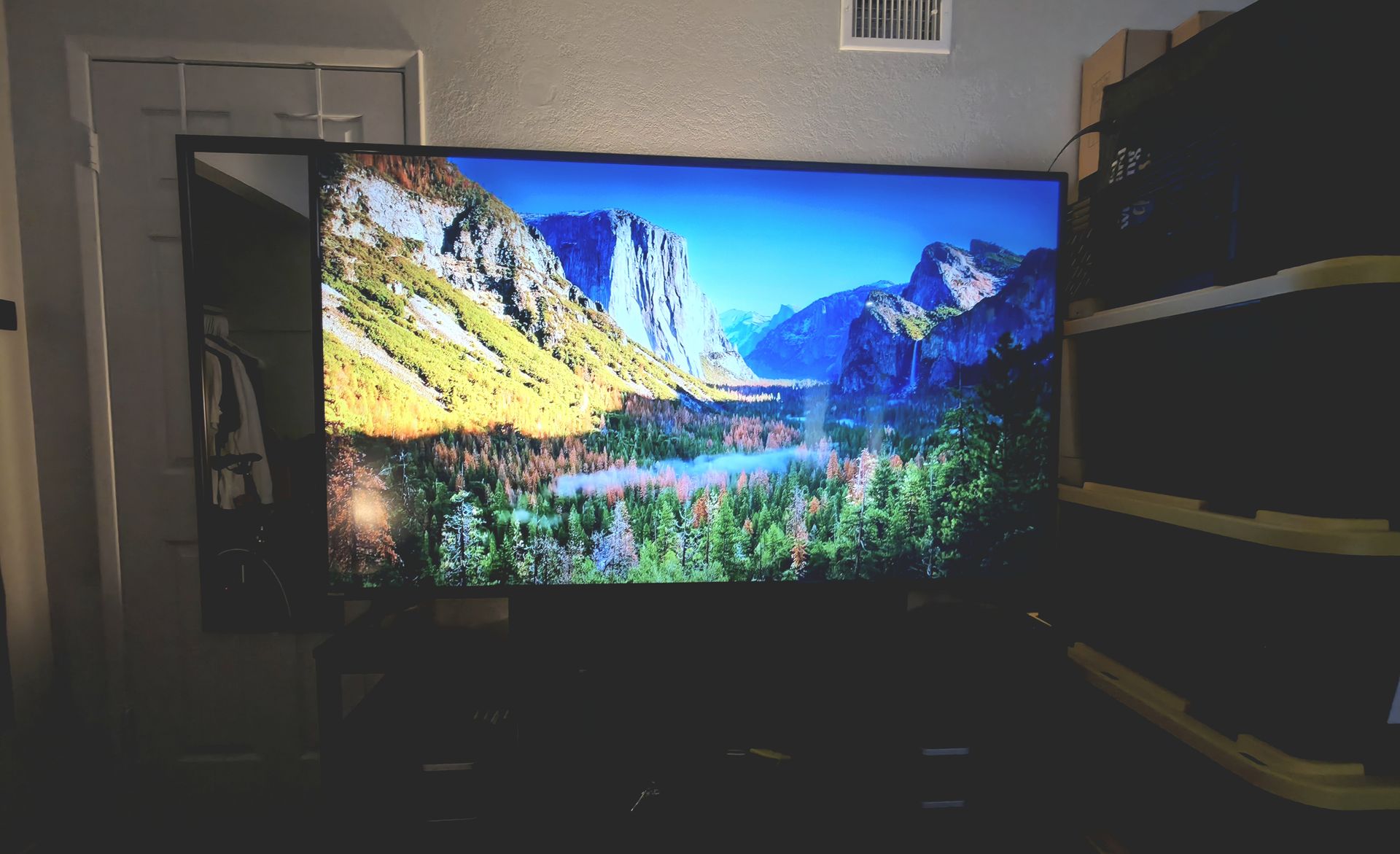 Philips 65" Class 4K Ultra HD Roku Smart LED TV (65PFL4864/F7 W)