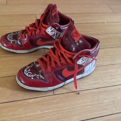 Unreleased Tiger Woods Nike Dunks