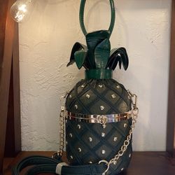 Leather Pineapple 🍍 Purse With Gold Chain And Hardware 