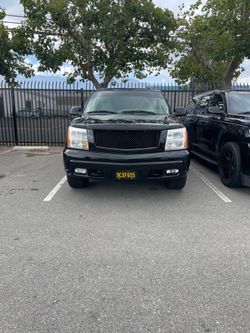 2003 Cadillac Escalade