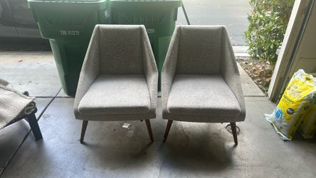 Accent Chairs