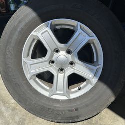 4 Jeep Wrangler Tires and Wheels + 1 Spare Tire
