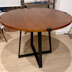 Round Dining Room Table