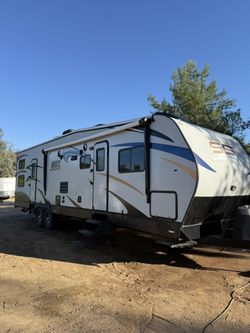 2013 Sandsport 300fsg Toyhauler