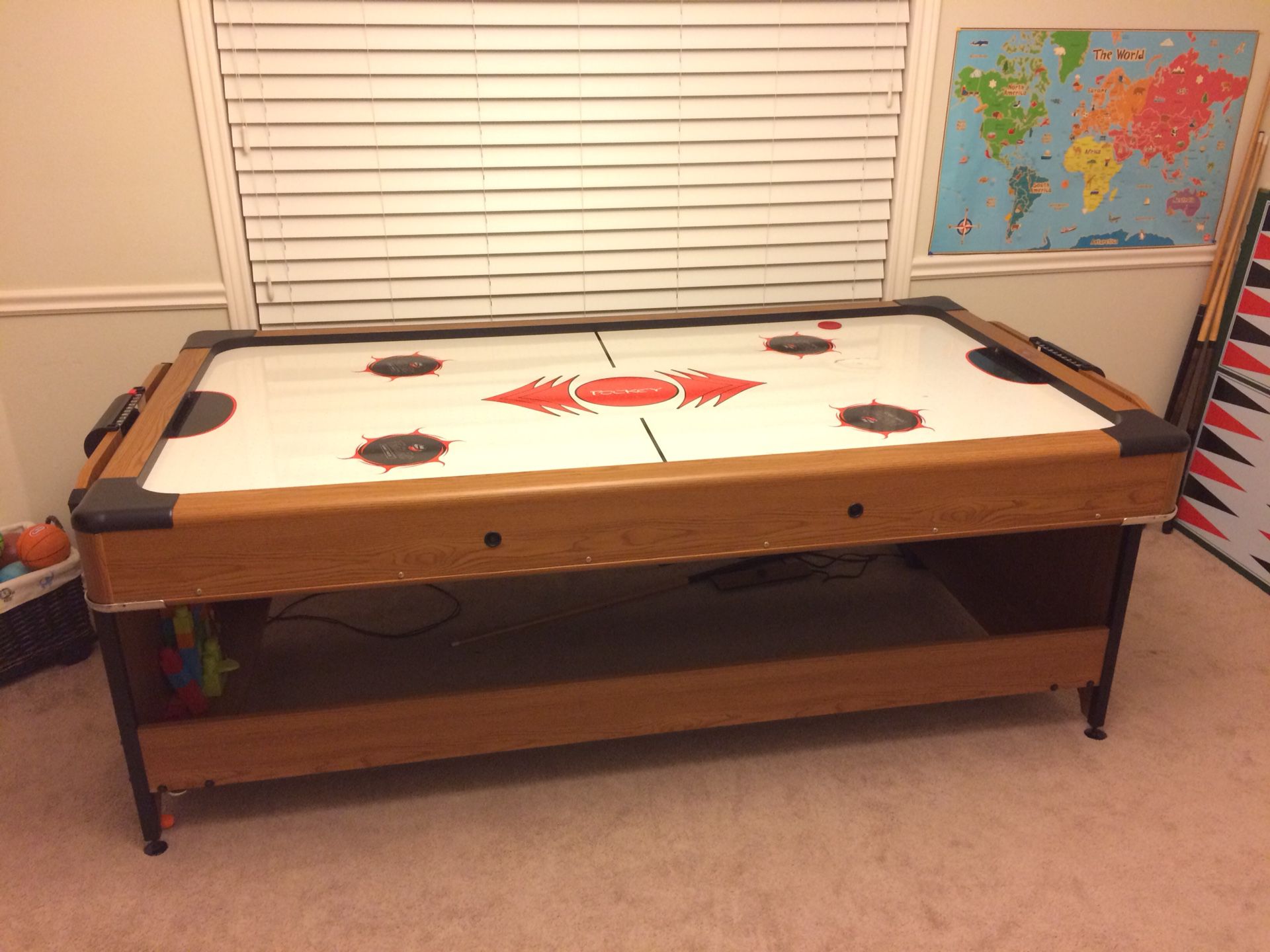 Combo Air hockey and pool table