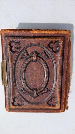 1800s Photo Album With Pictures