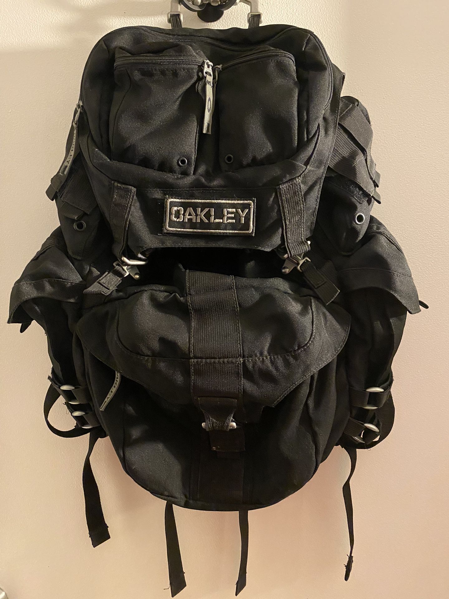 Oakley Mechanism Backpack Bag for Sale in Irvine, CA -