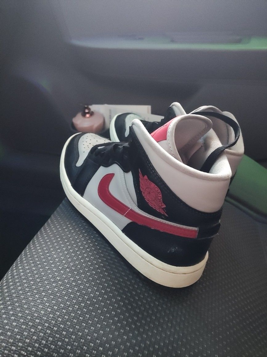 Nike